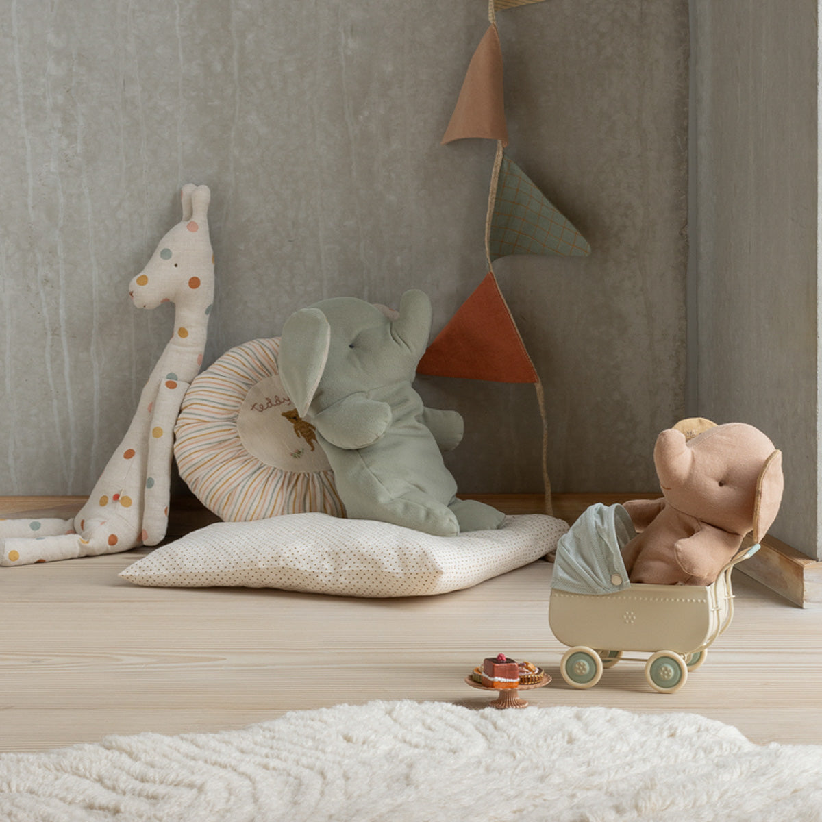 Maileg Safari Friends Small Elephant, Iron Grey